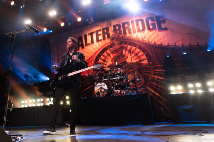 LIVE REVIEW + PHOTOS: Alter Bridge, Mammoth WVH, Red in Boston, MA (02.08.23)
