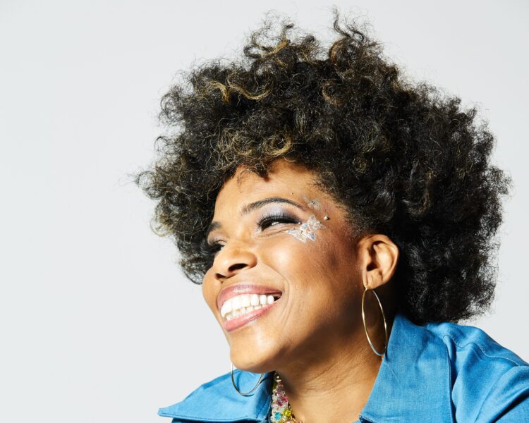 LIVE REVIEW: Macy Gray in Lexington, MA (10.06.23)