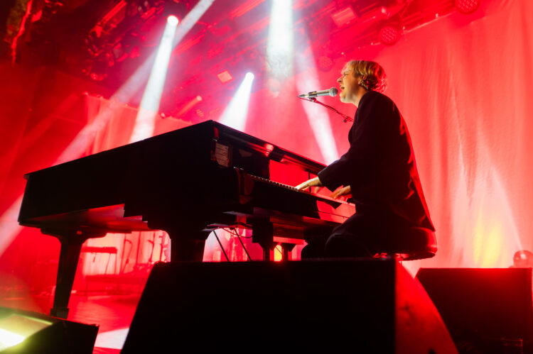 PHOTOS: Tom Odell, Seafret in Boston, MA (10.09.23)