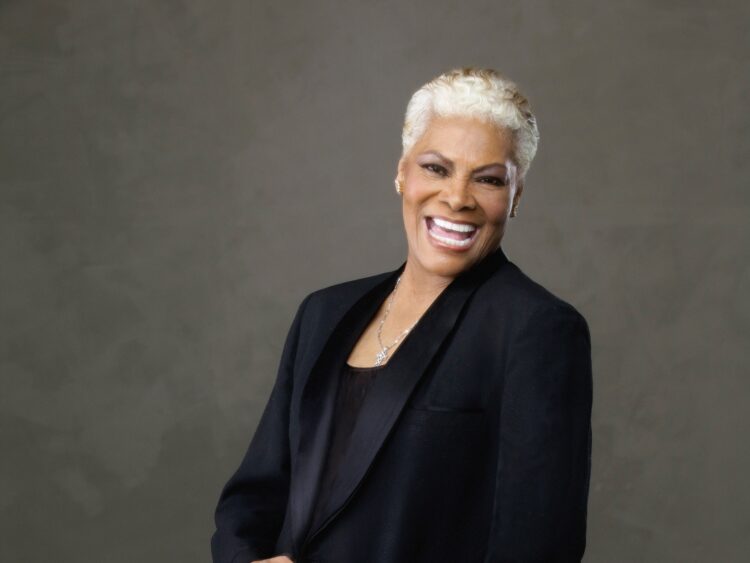 LIVE REVIEW: Dionne Warwick in Lowell, MA (04.25.24)