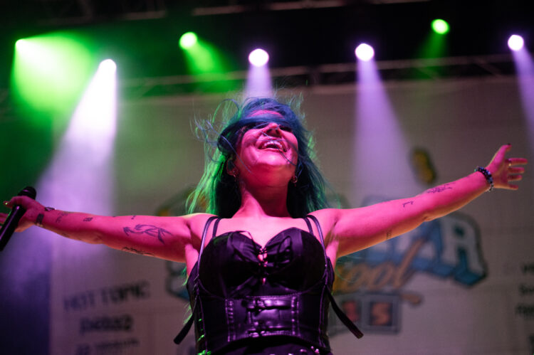 PHOTOS: idobi Radio Summer School Tour – Charlotte Sands, Taylor Acorn, Beauty School Dropout + more in Worcester, MA (08.09.25)