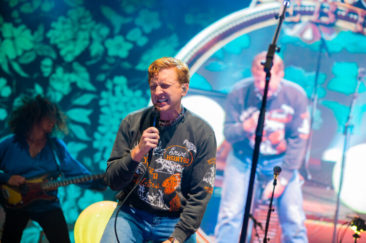 PHOTOS: Tyler Childers, Medium Build in Mansfield, MA (09.25.25)