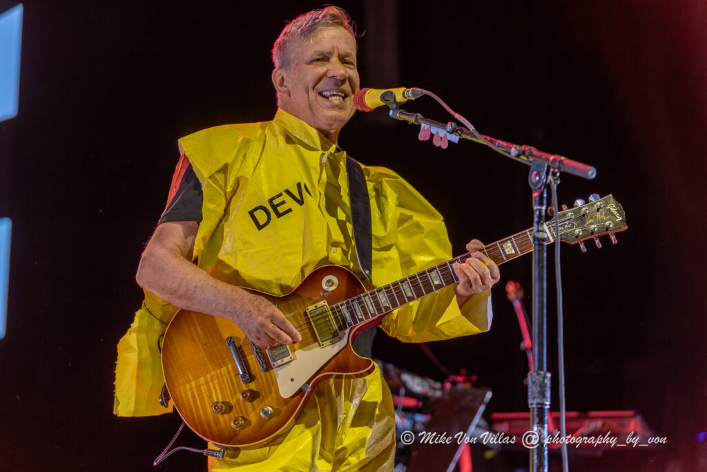 PHOTOS: Devo, Lene Lovich in Mansfield, MA (10.02.25) – New