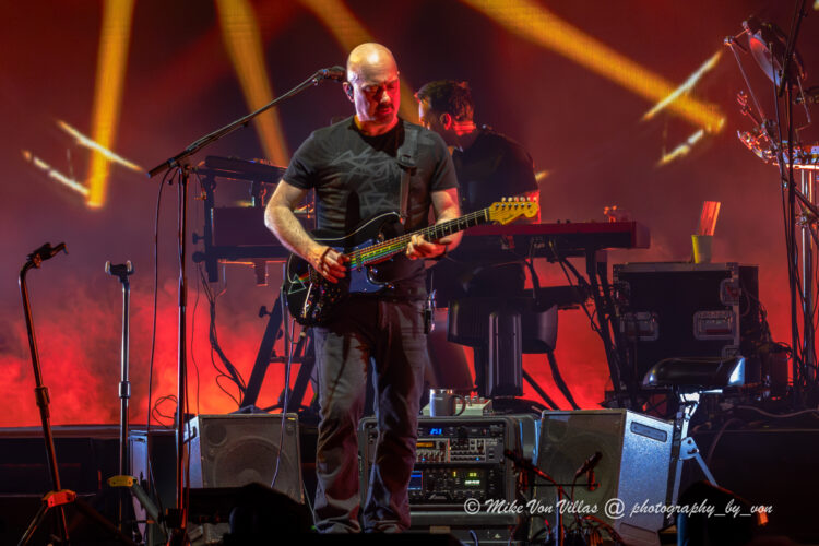 PHOTOS: Brit Floyd in Boston, MA + Wallingford, CT (03.06 – 03.07)