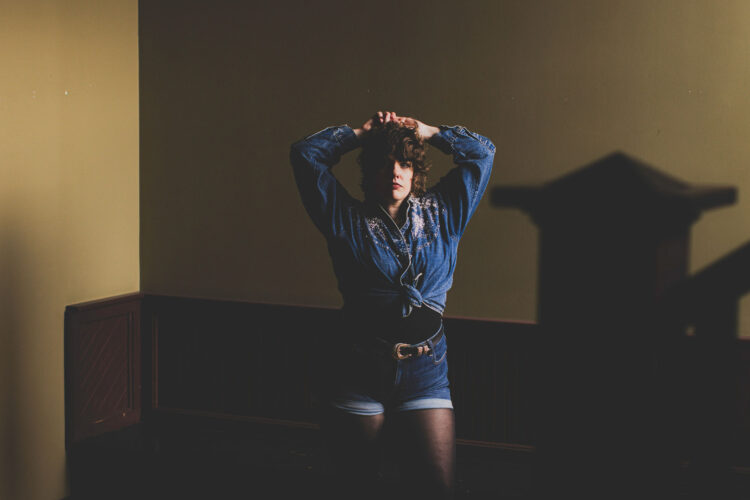 Jill McCracken shares new single “Do It”