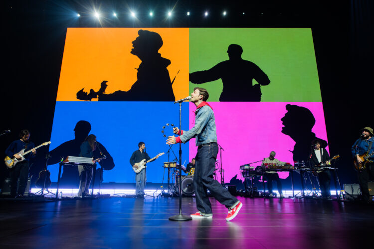 LIVE REVIEW + PHOTOS: The Neighbourhood, Neggy Gammy in Boston, MA (04.08.26)