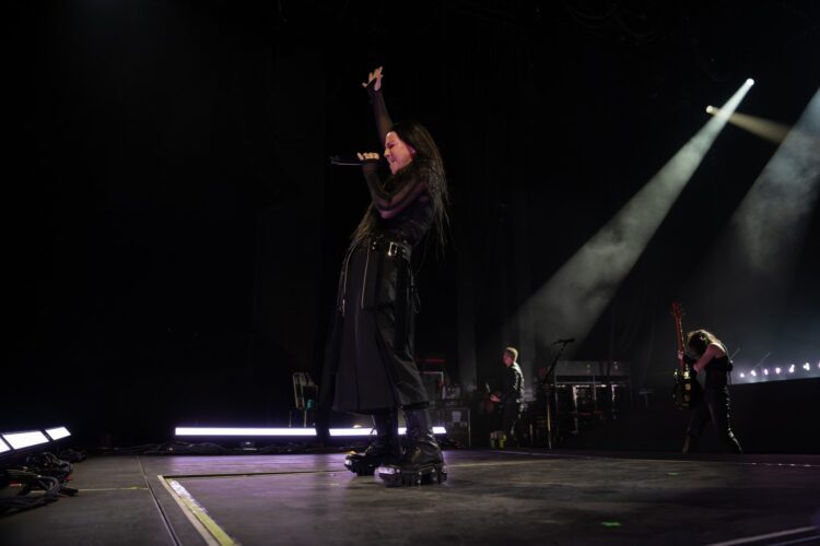 LIVE REVIEW + PHOTOS: Evanescence in Mansfield, MA (06.21.26)