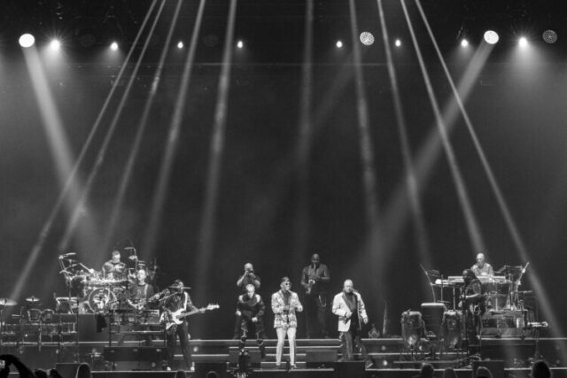 Earth, Wind & Fire