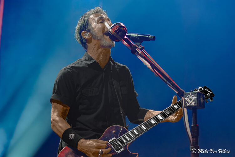 PHOTOS: Godsmack, Stone Temple Pilots in Mansfield, MA (07.02.26)