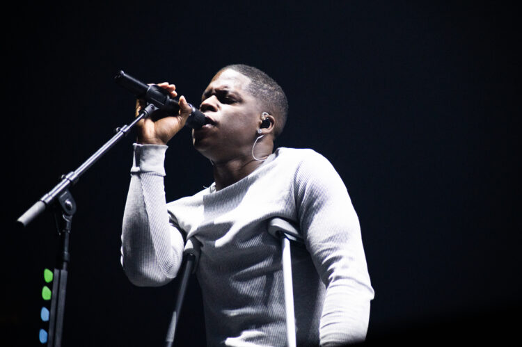 PHOTOS: Daniel Caesar, Faye Webster in Boston, MA (07.31.26)