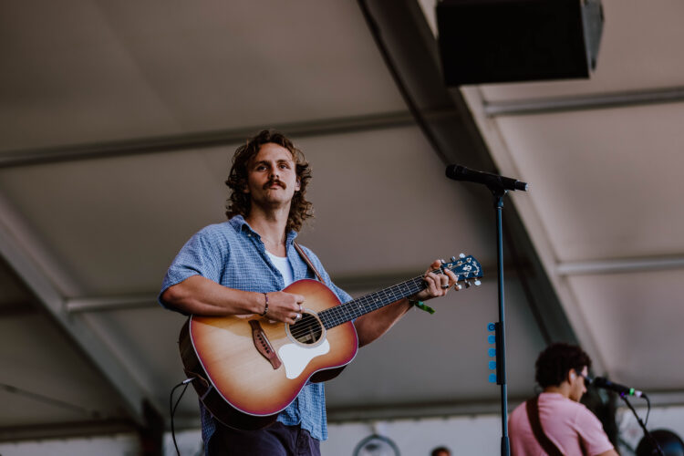 PHOTOS: Newport Folk Festival Day Two – Evan Honer, Yasmin Williams, This Is Lorelei, and more (07.25.26)