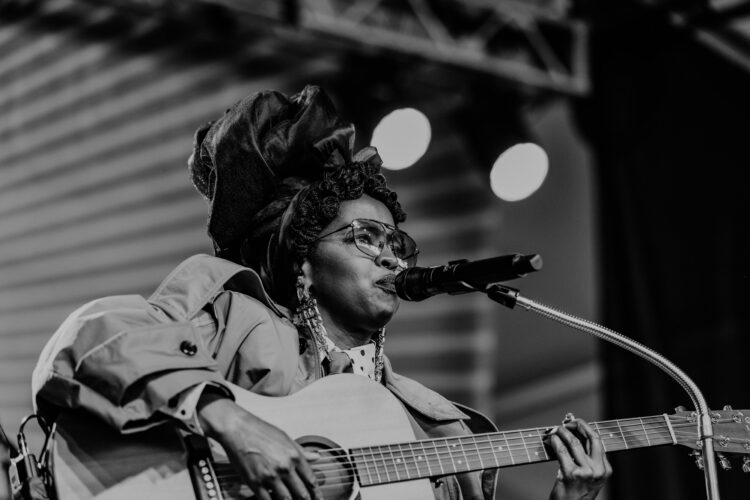 PHOTOS: Newport Folk Festival Day One – Lauryn Hill, Deer Tick, Amble, and more (07.24.26)