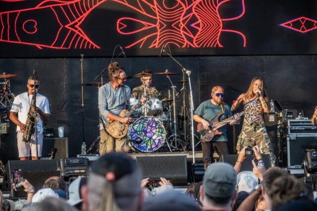 SOJA