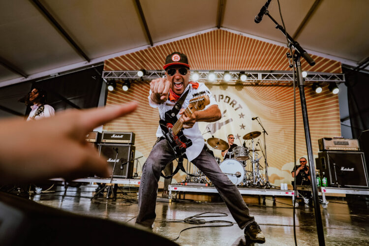 PHOTOS: Newport Folk Festival Day Three – Tom Morello, Dave Matthews, CMAT, and more (07.26.26)