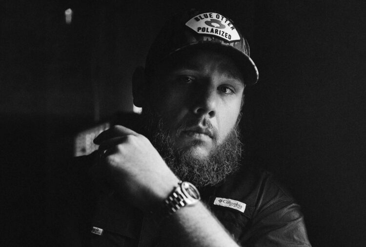 Luke Combs announces 2027 tour dates, including Gillette Stadium stop