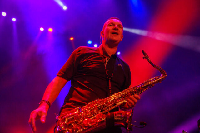 UB40